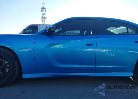 2023 Dodge Charger Gt z USA, uszkodzony, nr VIN 2C3CDXHG8PH598652